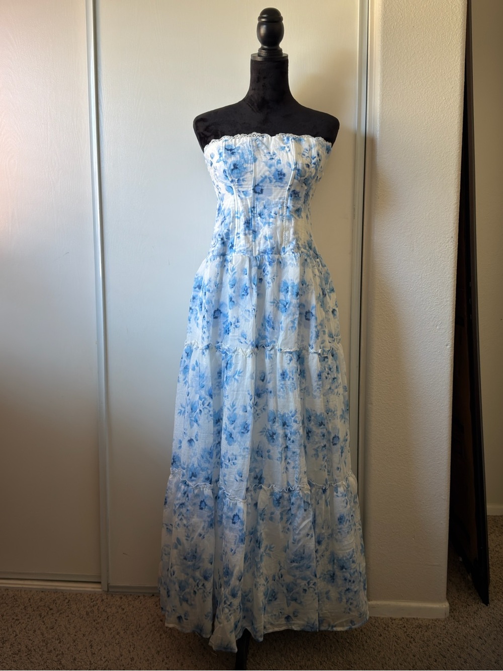 Women's Strapless Maxi Dress